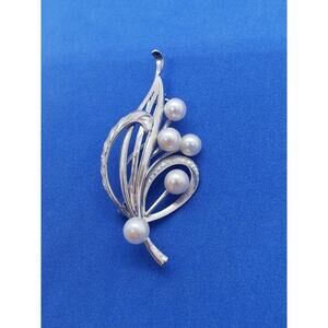 Vintage Sterling Silver Genuine Cultured Pearl Brooch Pin Floral Leaf